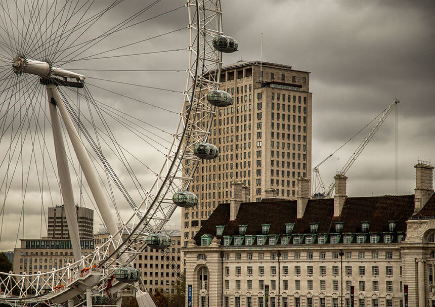 Quadro London View Color por Felipe Hoffmann -  CATEGORIAS